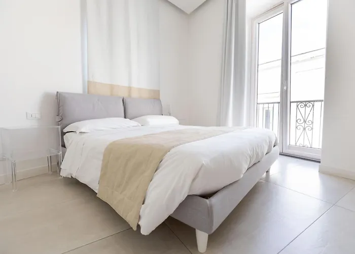 White 1903 - Rooftop Pool & Luxury Bed and Breakfast Forio di Ischia
