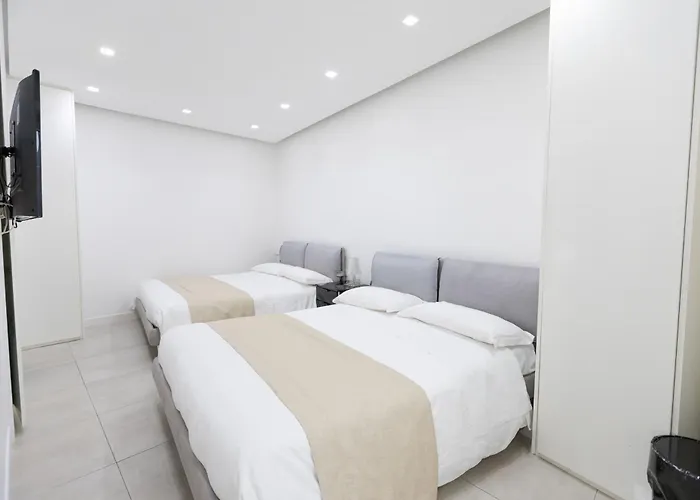 Bed and Breakfast White 1903 - Rooftop Pool & Luxury