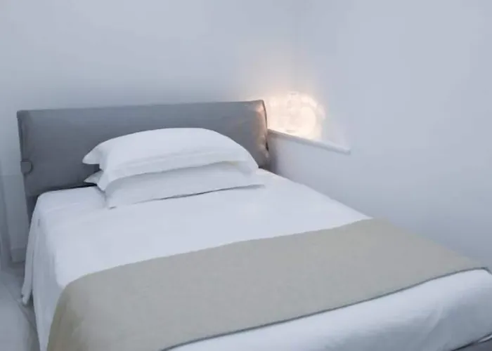 White 1903 - Rooftop Pool & Luxury 4*