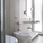 White 1903 - Rooftop Pool & Luxury 4*