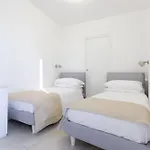 White 1903 - Rooftop Pool & Luxury