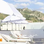 White 1903 - Rooftop Pool & Luxury Bed & Breakfast 4*
