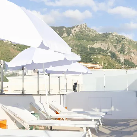 White 1903 - Rooftop Pool & Luxury Bed & Breakfast 2*