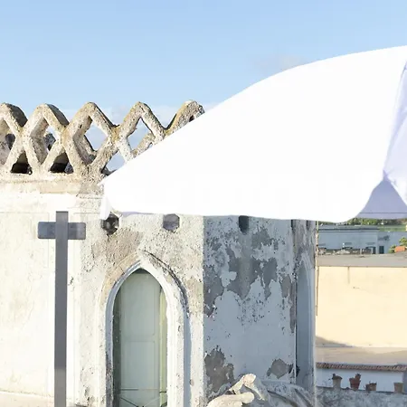 White 1903 - Rooftop Pool & Luxury B&B 4*