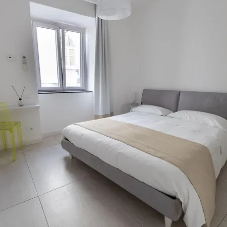 White 1903 - Rooftop Pool & Luxury فندق مبيت وإفطار Forio di Ischia