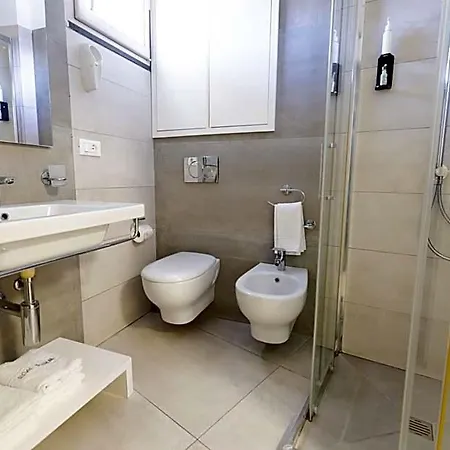 White 1903 - Rooftop Pool & Luxury Отель типа 