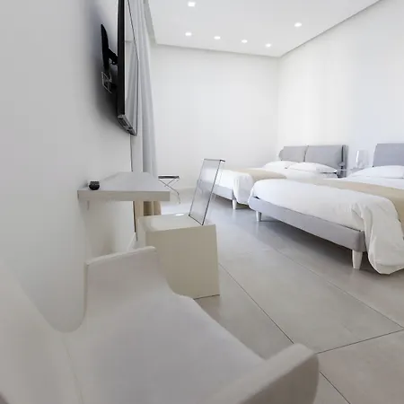 White 1903 - Rooftop Pool & Luxury Alojamento de Acomodação e Pequeno-almoço 4*