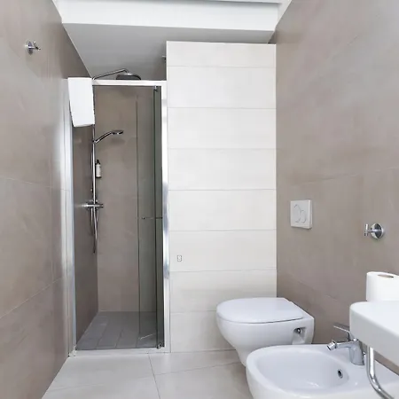 White 1903 - Rooftop Pool & Luxury Alojamento de Acomodação e Pequeno-almoço