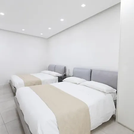 Bed & Breakfast White 1903 - Rooftop Pool & Luxury